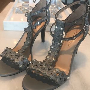 Snake print silver grey heel